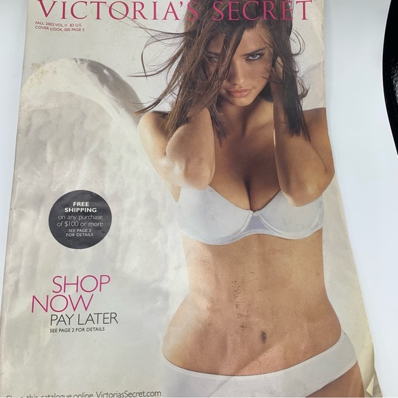 Vintage Victoria’s Secret Catalog Lot (2001–2003) – Early 2000s Fashion - Picture 12 of 16